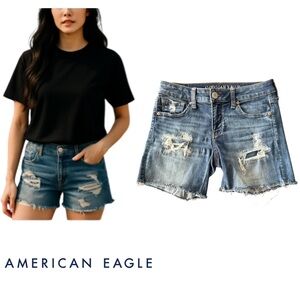 American Eagle Distressed Denim Midi Shorts Size 2 Small X-Small Super Stretch